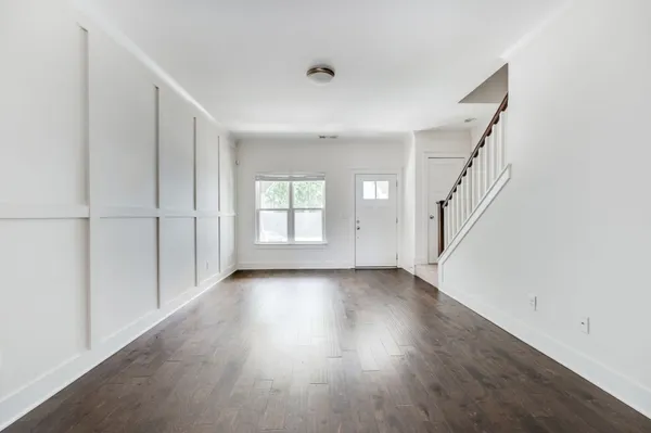 $2,750 | 1527 57th Avenue North, Nashville, TN 37209