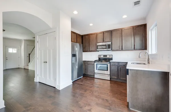 $2,750 | 1527 57th Avenue North, Nashville, TN 37209