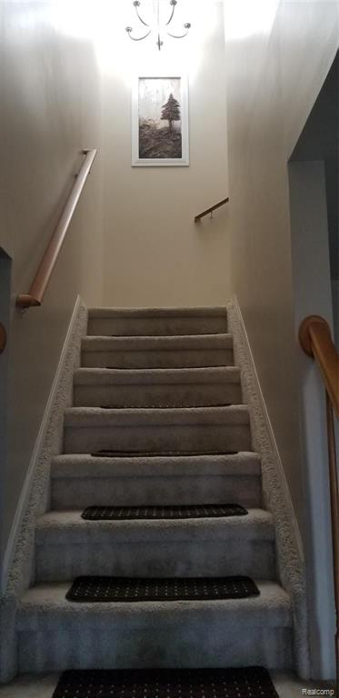 1750 Cardinal Ridge West Bloomfield, MI 48324 - Photo 17 of 34