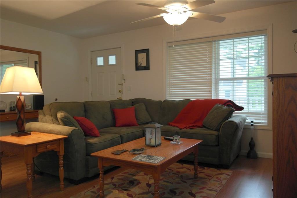 32 Village Circle Augusta, ME 04330 - Photo 13 of 33 Living Room
