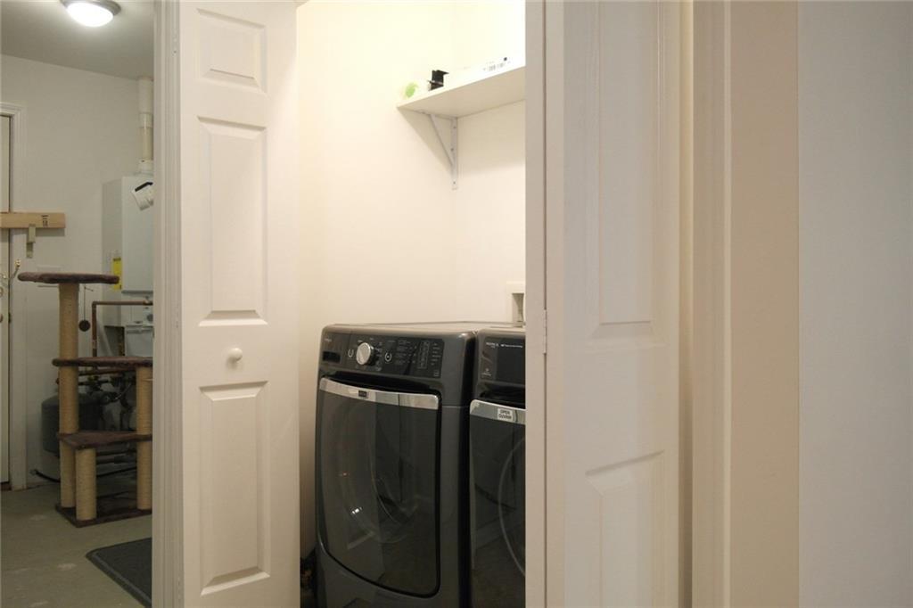 32 Village Circle Augusta, ME 04330 - Photo 19 of 33 Washer and Dryer included!