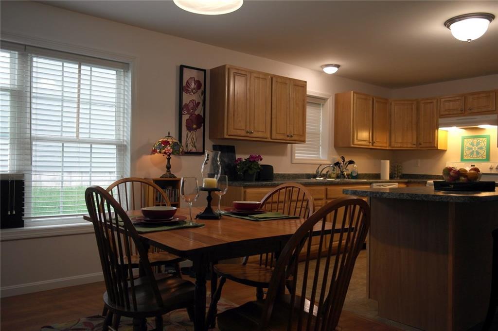 32 Village Circle Augusta, ME 04330 - Photo 4 of 33 Eat in Kitchen/Dining