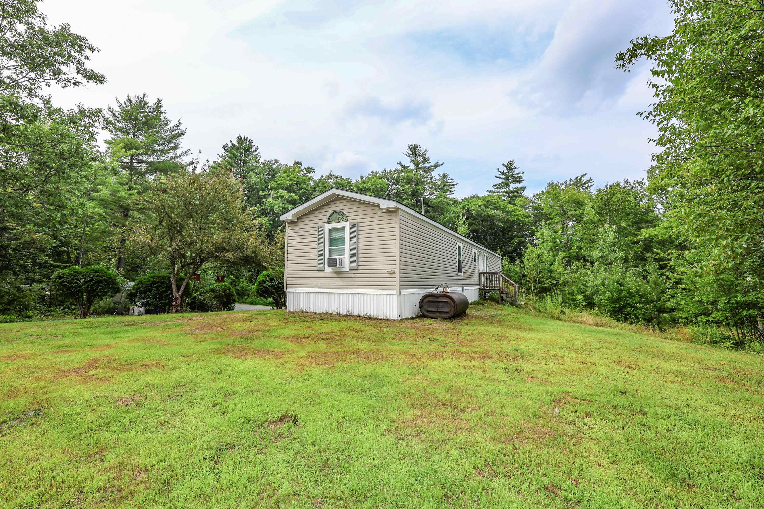 65 Governors Road Middleton, NH 03887 - Photo 3 of 33