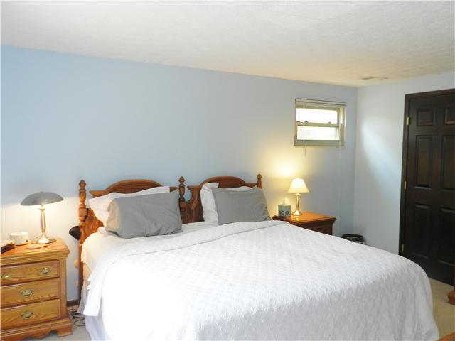 1656 Rushing Way Columbus, OH 43235 - Photo 13 of 25 Gallery Image 13