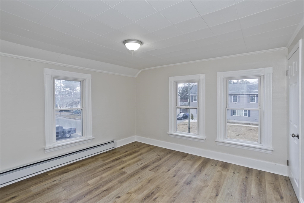 191 Laconia Street Springfield, MA 01129 - Photo 22 of 40