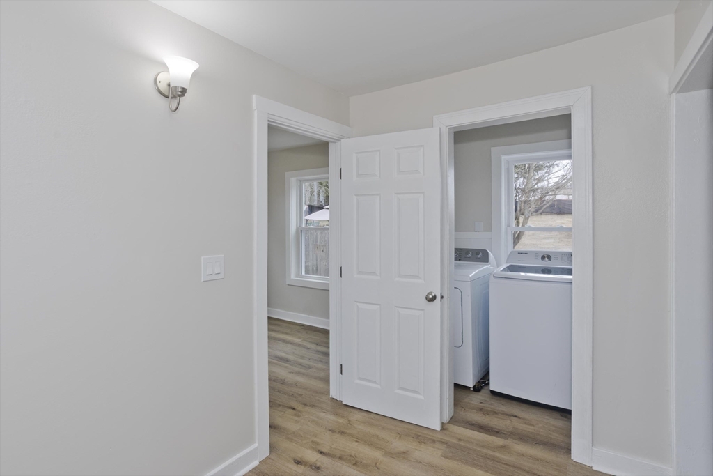 191 Laconia Street Springfield, MA 01129 - Photo 31 of 40