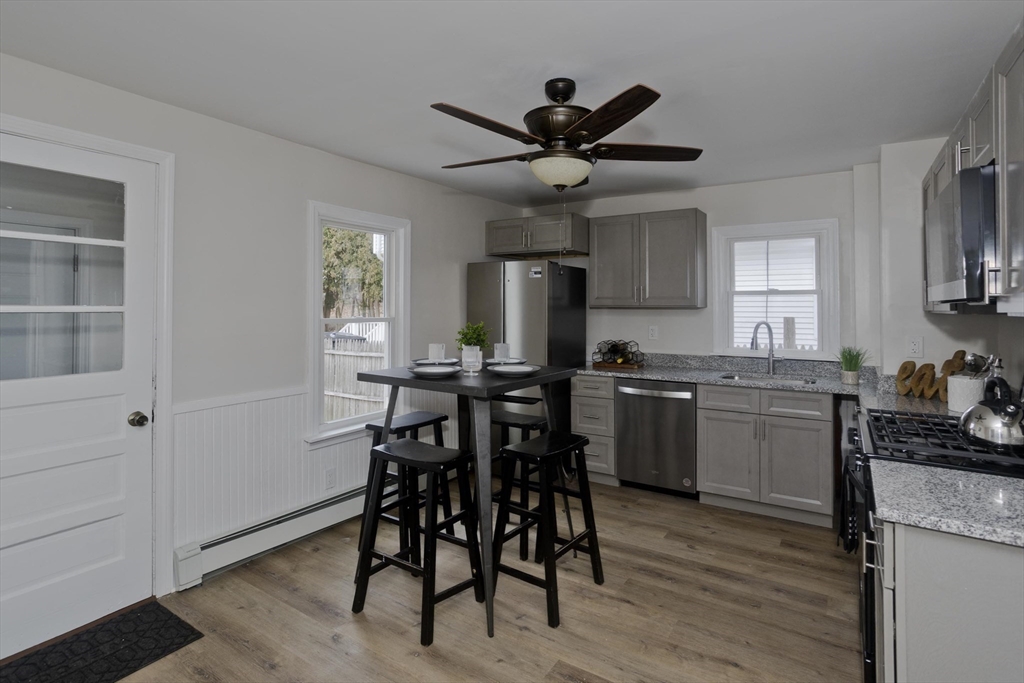 191 Laconia Street Springfield, MA 01129 - Photo 10 of 40