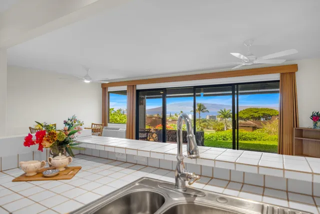 $883,900 | 50 Puu Anoano Street, Unit 3405, Lahaina, HI 96761