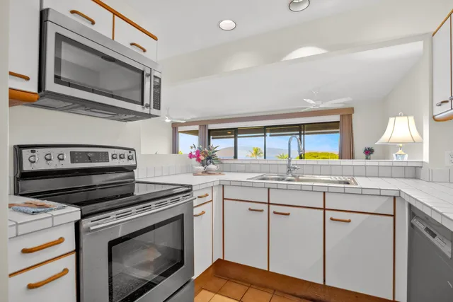 $883,900 | 50 Puu Anoano Street, Unit 3405, Lahaina, HI 96761