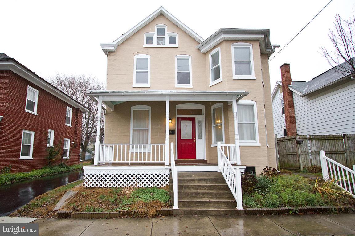 317 South Broad Street Lititz, PA 17543 - Photo 1 of 59 Gallery Image 1