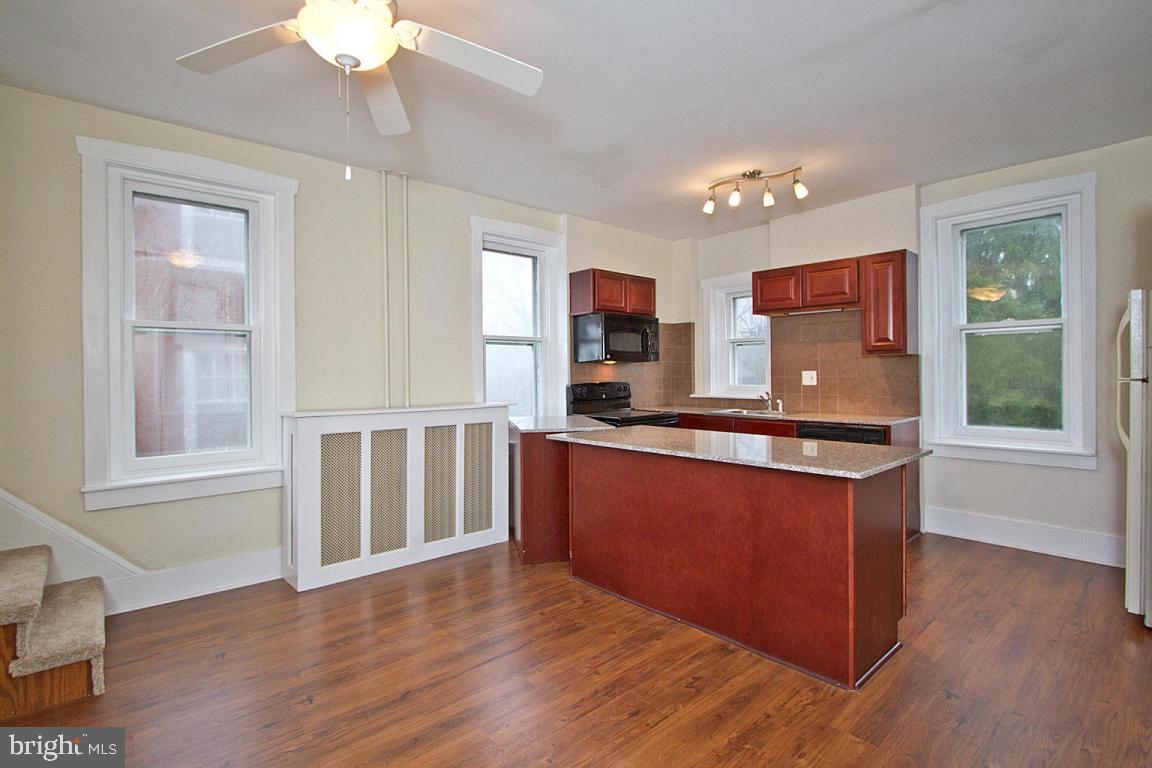 317 South Broad Street Lititz, PA 17543 - Photo 15 of 59 Gallery Image 15
