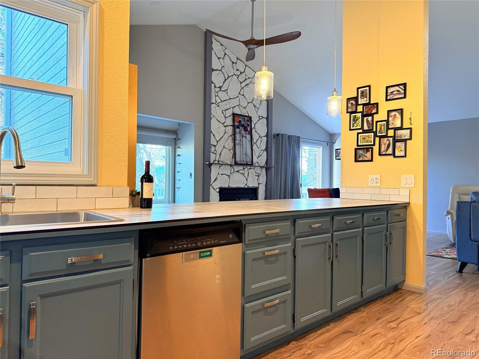 6364 South Grape Court Centennial, CO 80121 - Photo 12 of 47