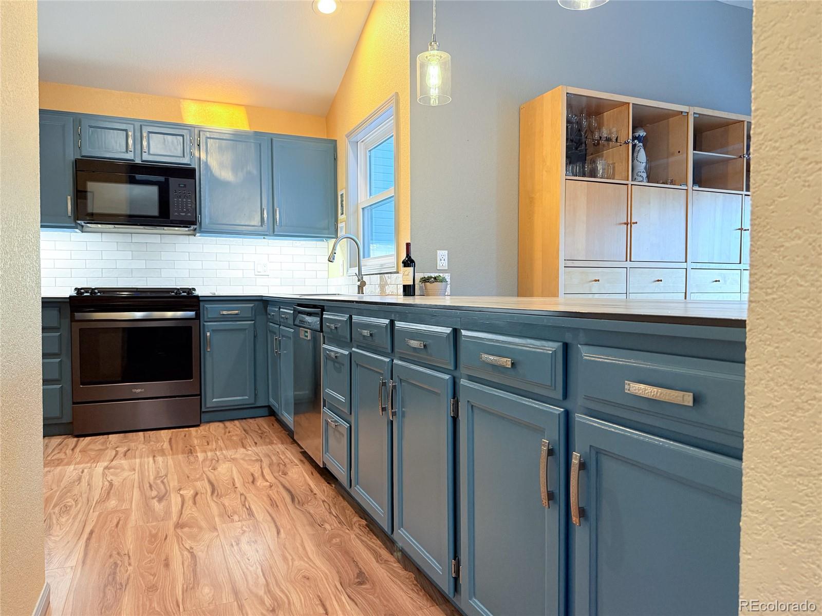 6364 South Grape Court Centennial, CO 80121 - Photo 13 of 47