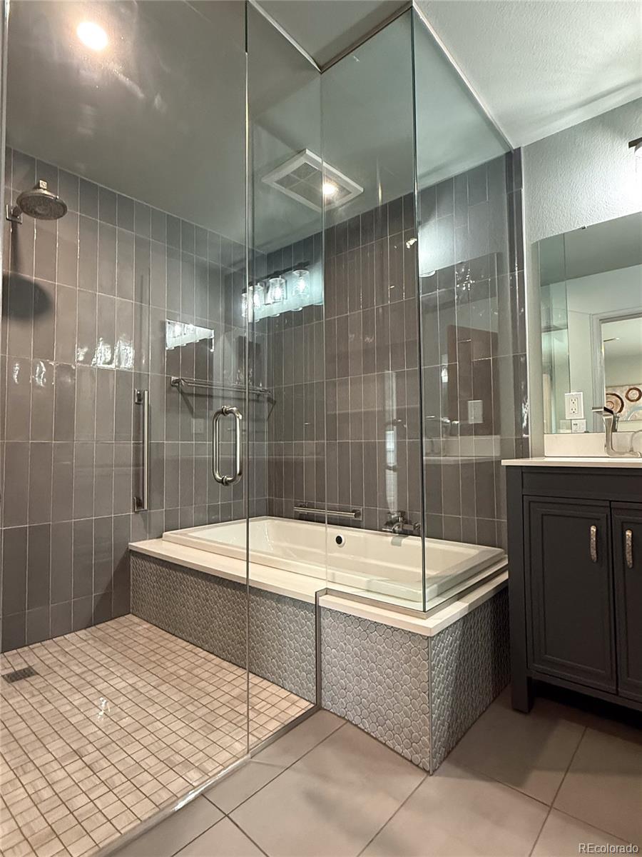 6364 South Grape Court Centennial, CO 80121 - Photo 17 of 47