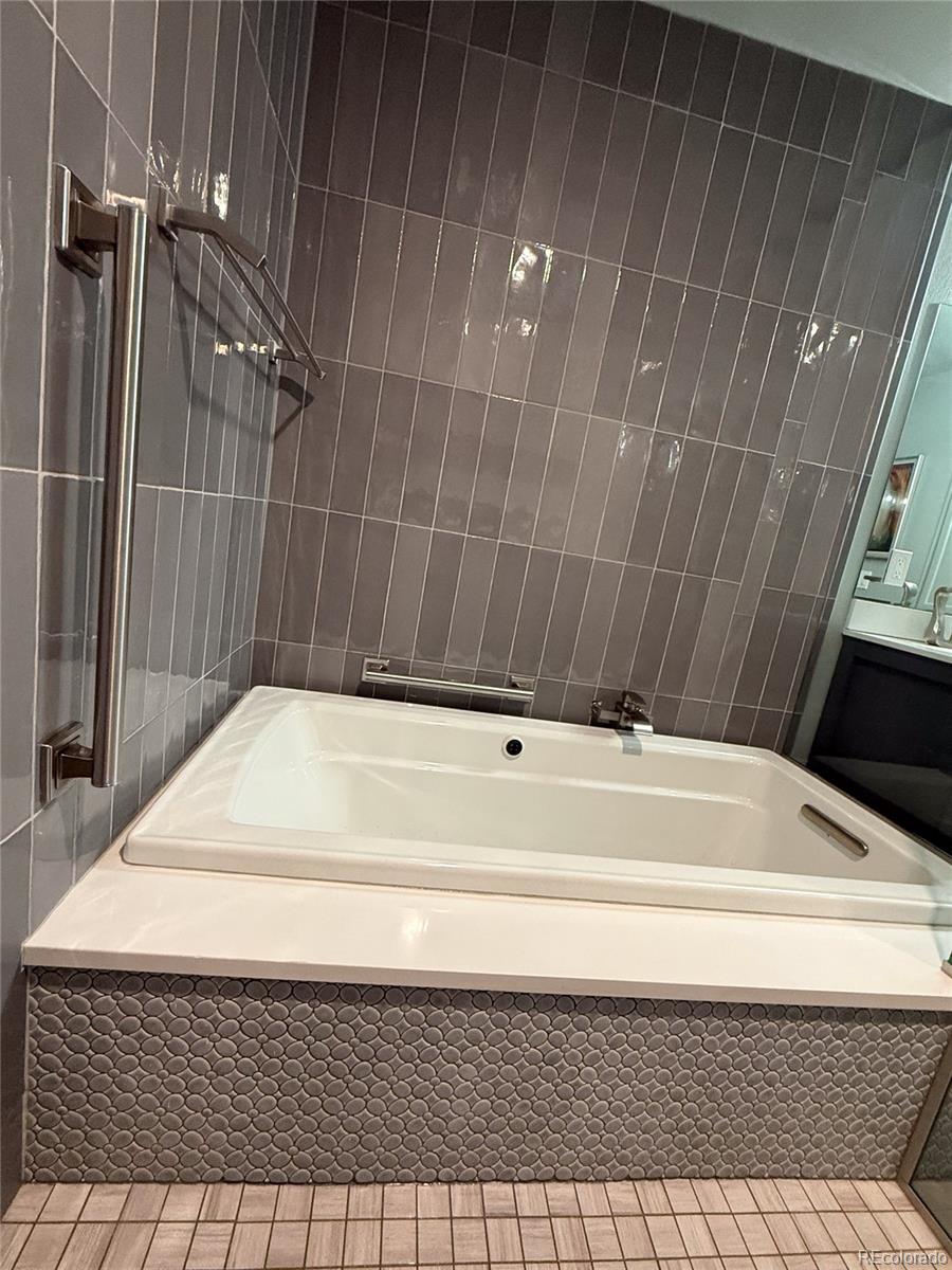 6364 South Grape Court Centennial, CO 80121 - Photo 21 of 47