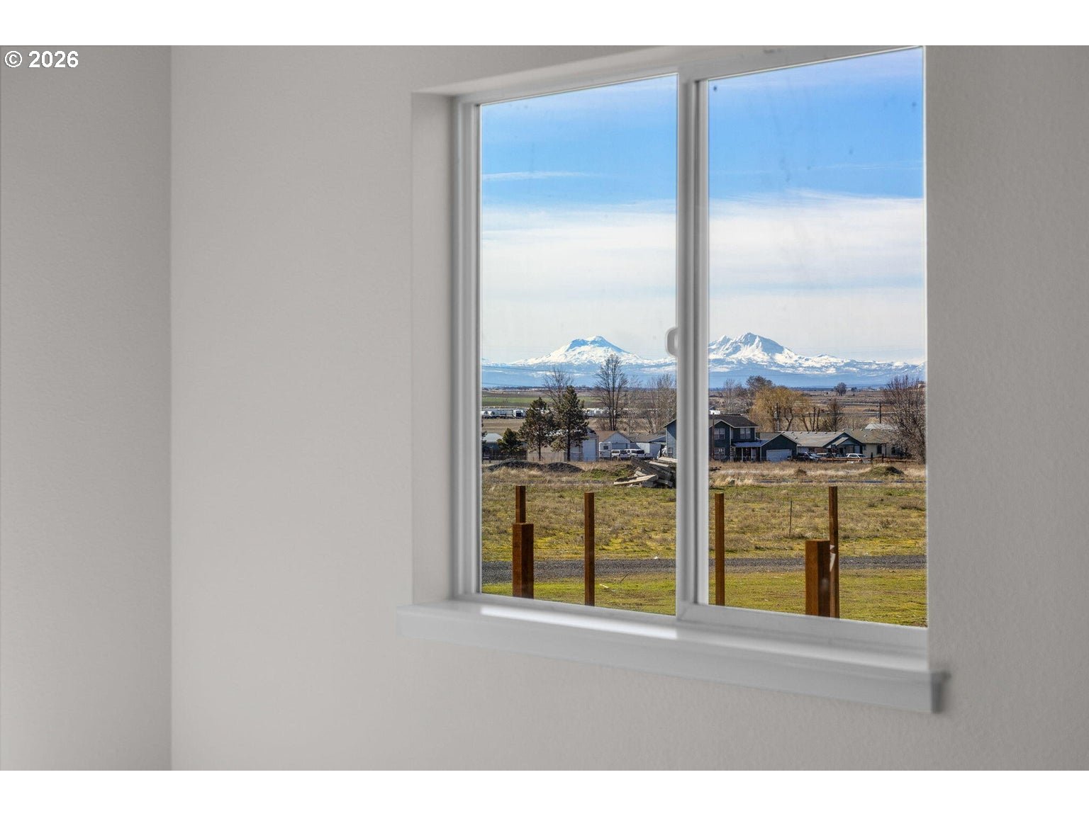 518 Southwest 6th Street Madras, OR 97741 - Photo 11 of 19 a bathroom with a glass door