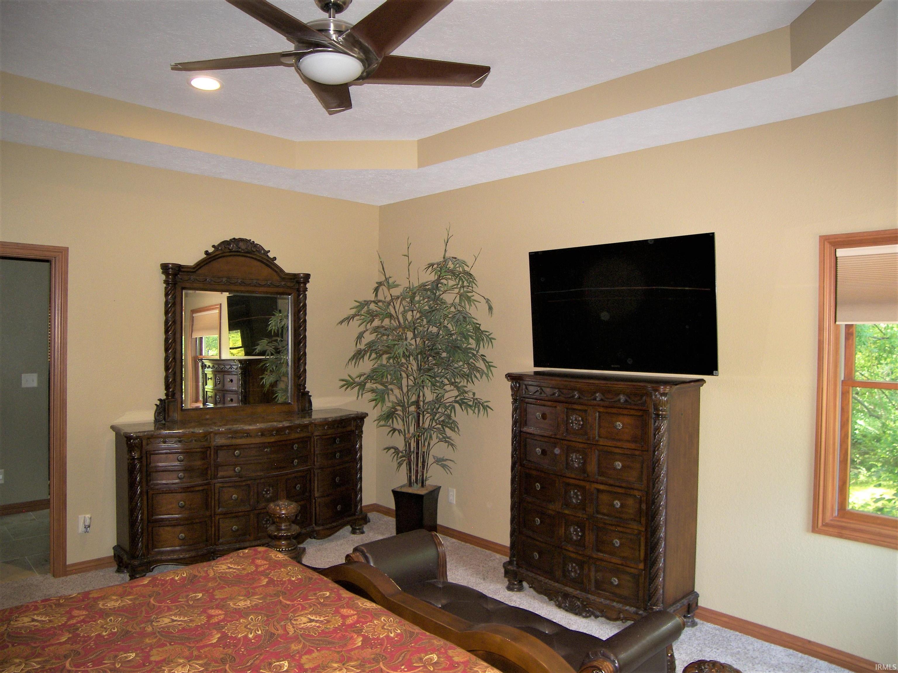 2065 North Fox Farm Road Warsaw, IN 46580 - Photo 16 of 36 Gallery Image 16