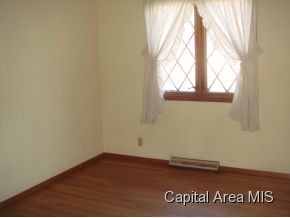 3228 East Elm Street Springfield, IL 62702 - Photo 5 of 8 Gallery Image 5