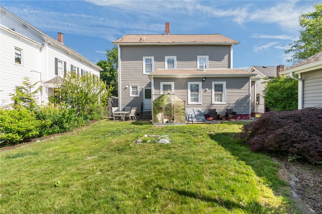 107 Spring Street Pawtucket, RI 02860 - Photo 2 of 41
