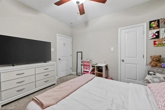 $899,000 | 6702 South Mallard Drive, Fulshear, TX 77441