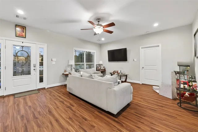 $899,000 | 6702 South Mallard Drive, Fulshear, TX 77441