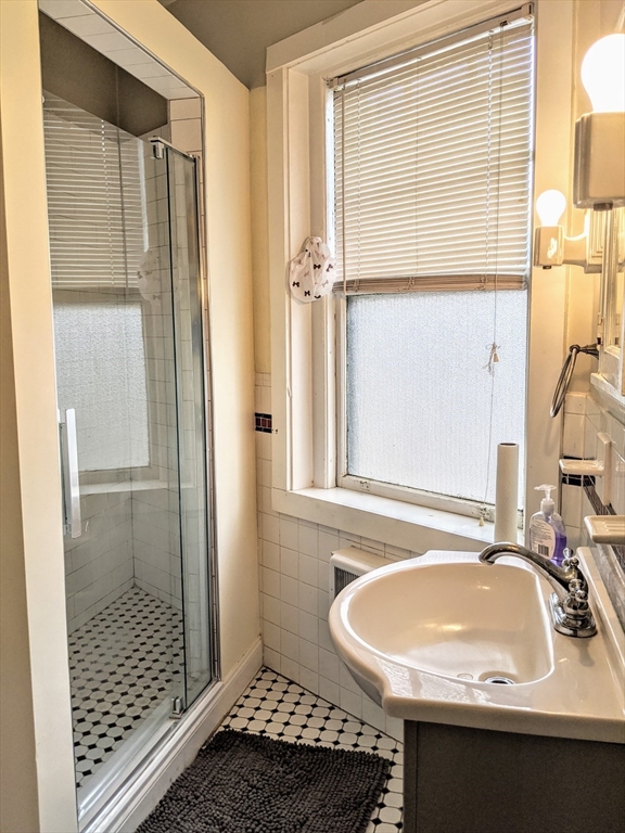 2 Claflin Road, Unit 2 Brookline, MA 02445 - Photo 3 of 7
