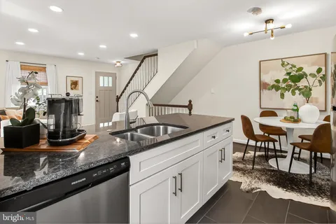 $624,900 | 3234 9th Street South, Arlington, VA 22204