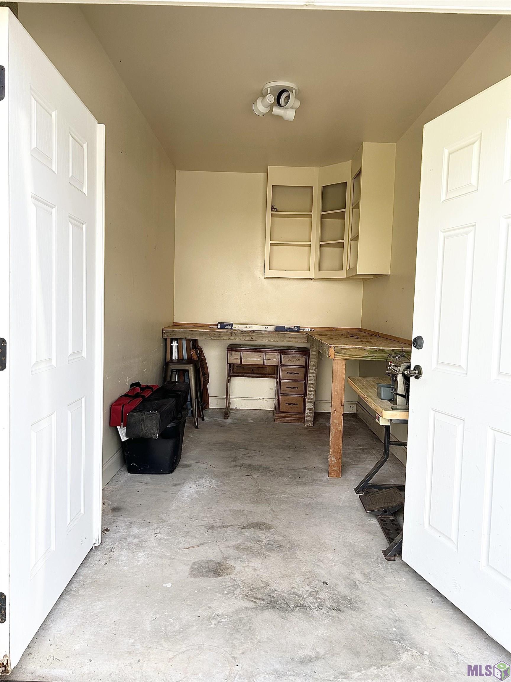 11759 Blackwater Road Baker, LA 70714 - Photo 28 of 35 Workshop