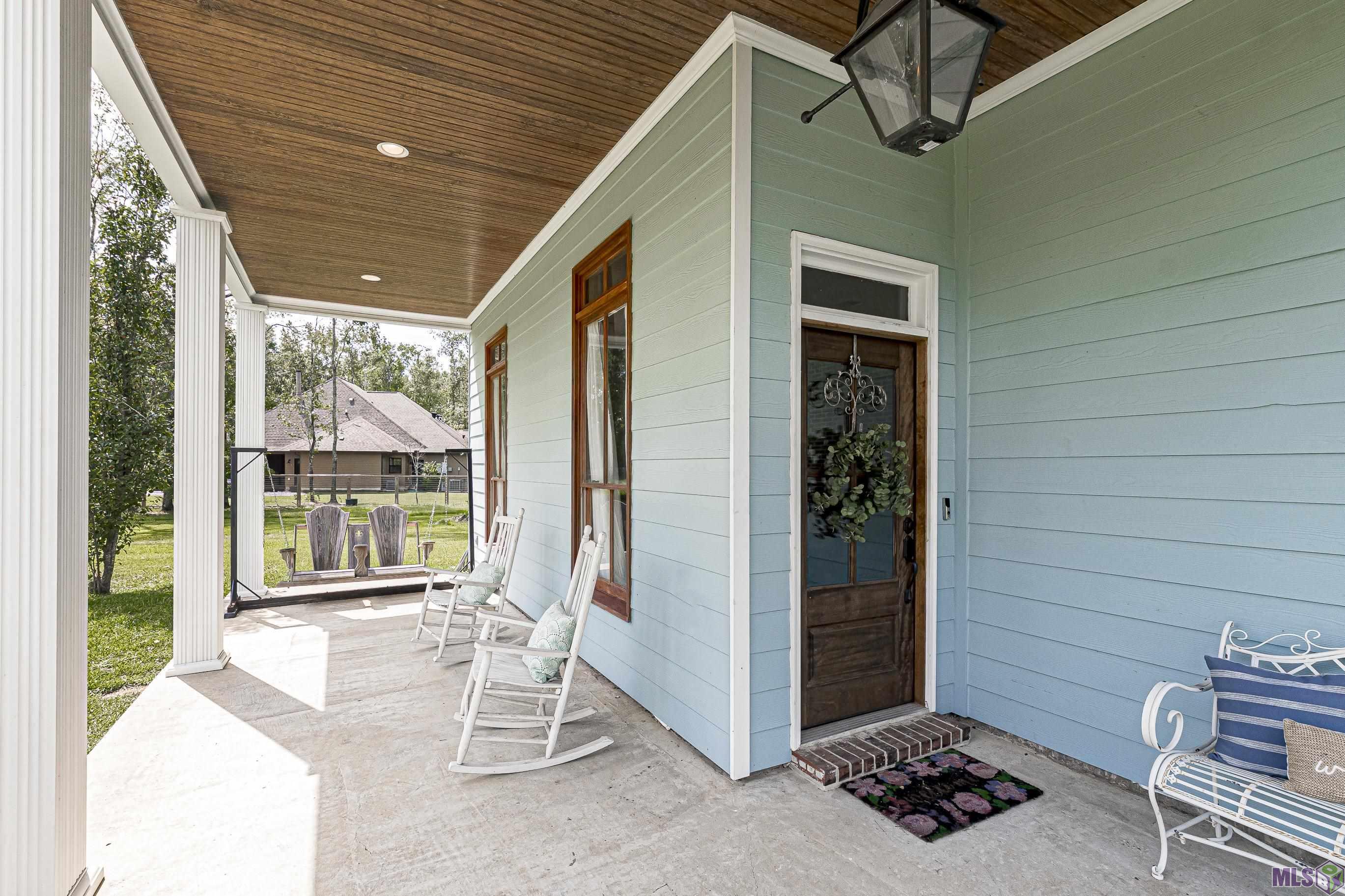 11759 Blackwater Road Baker, LA 70714 - Photo 29 of 35 Front door and porch