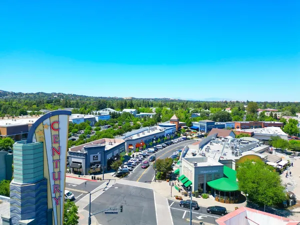 $319,900 | 1049 Mohr Lane, Unit A, Concord, CA 94518