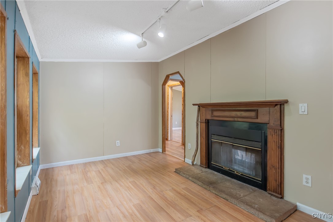 472 County Rte 4 Central Square, NY 13036 - Photo 14 of 50