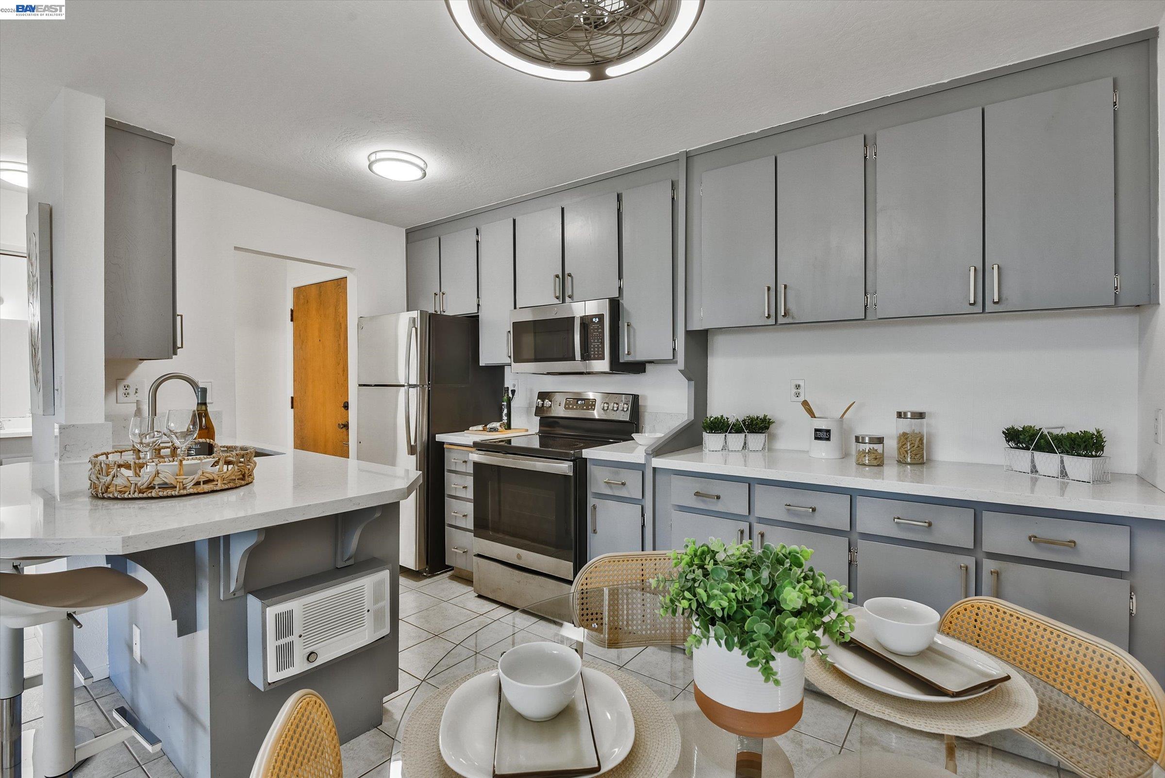 955 Shorepoint Court, Unit 216 Alameda, CA 94501 - Photo 13 of 44