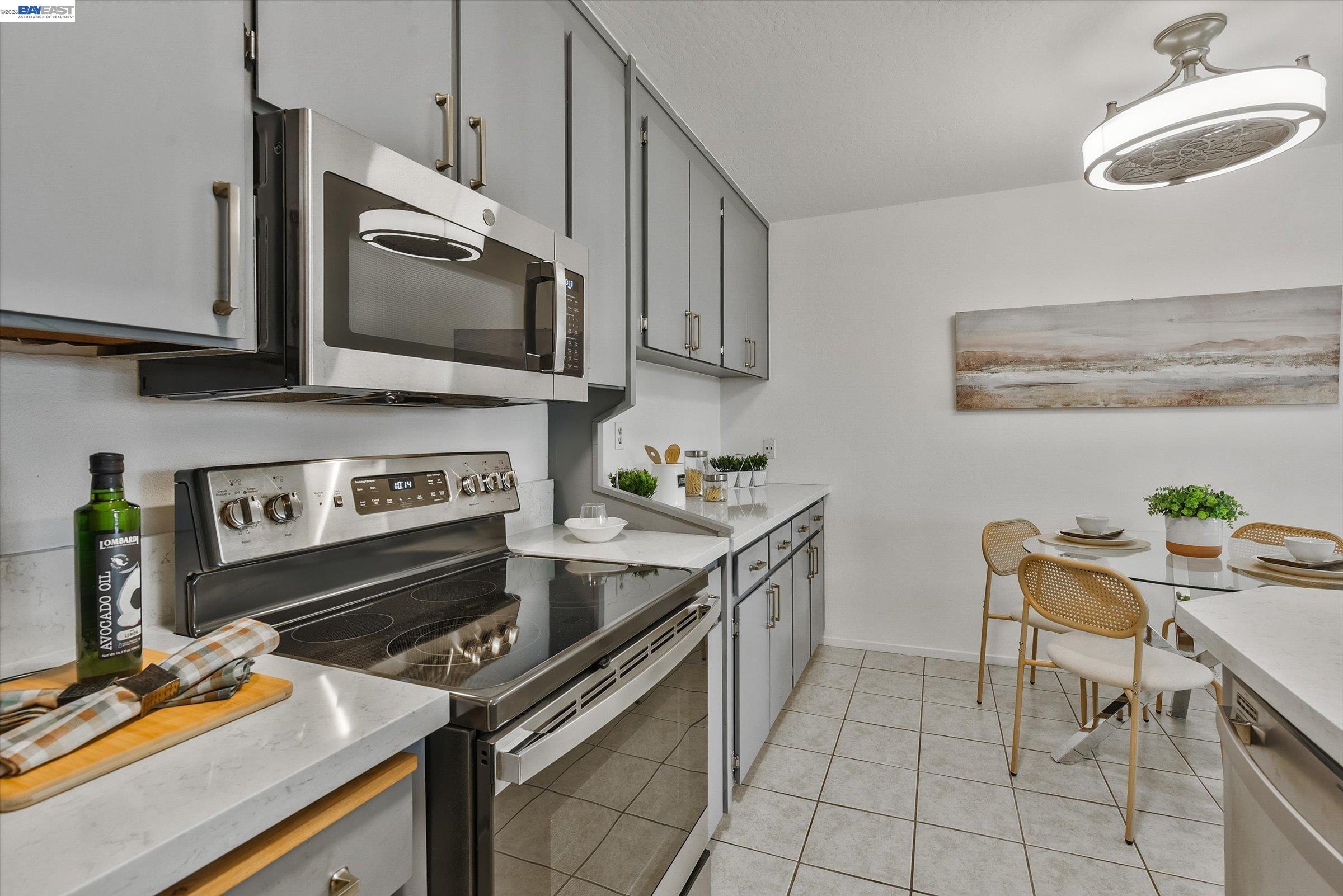 955 Shorepoint Court, Unit 216 Alameda, CA 94501 - Photo 14 of 44