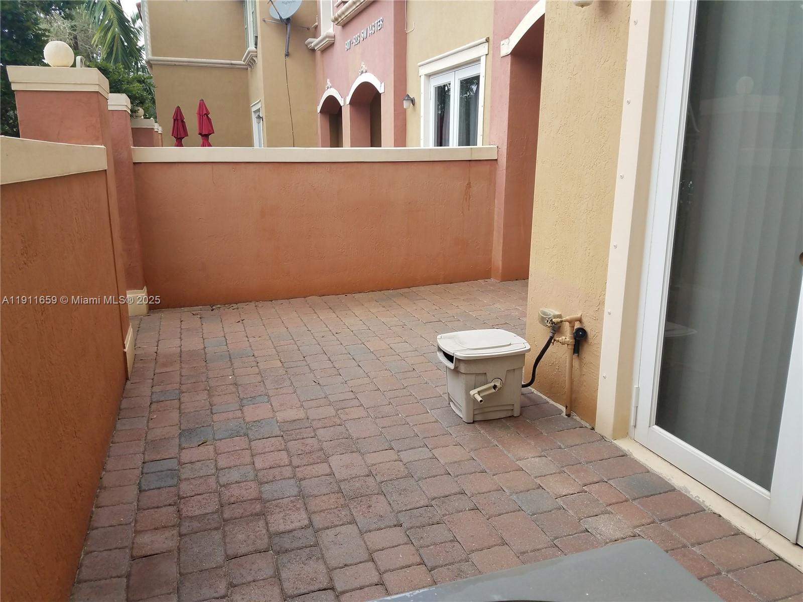 919 Southwest 143rd Terrace, Unit 2009 Pembroke Pines, FL 33027 - Photo 22 of 24