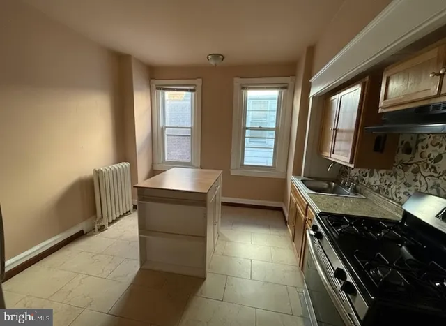 $1,200 | 605 West Olney Avenue, Unit 2, Philadelphia, PA 19120