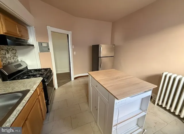 $1,200 | 605 West Olney Avenue, Unit 2, Philadelphia, PA 19120