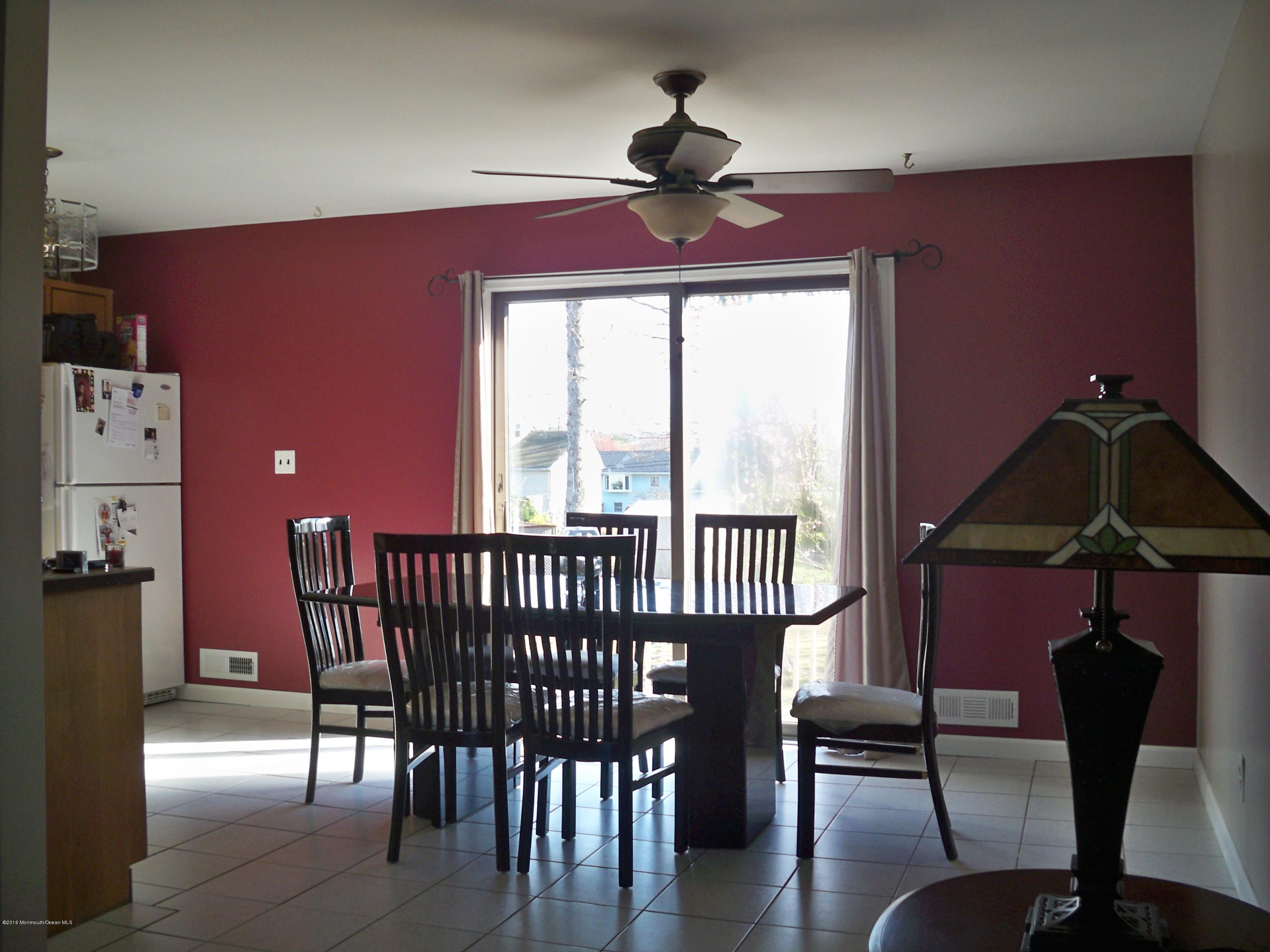 44 Darien Road Howell, NJ 07731 - Photo 6 of 17 100_2952