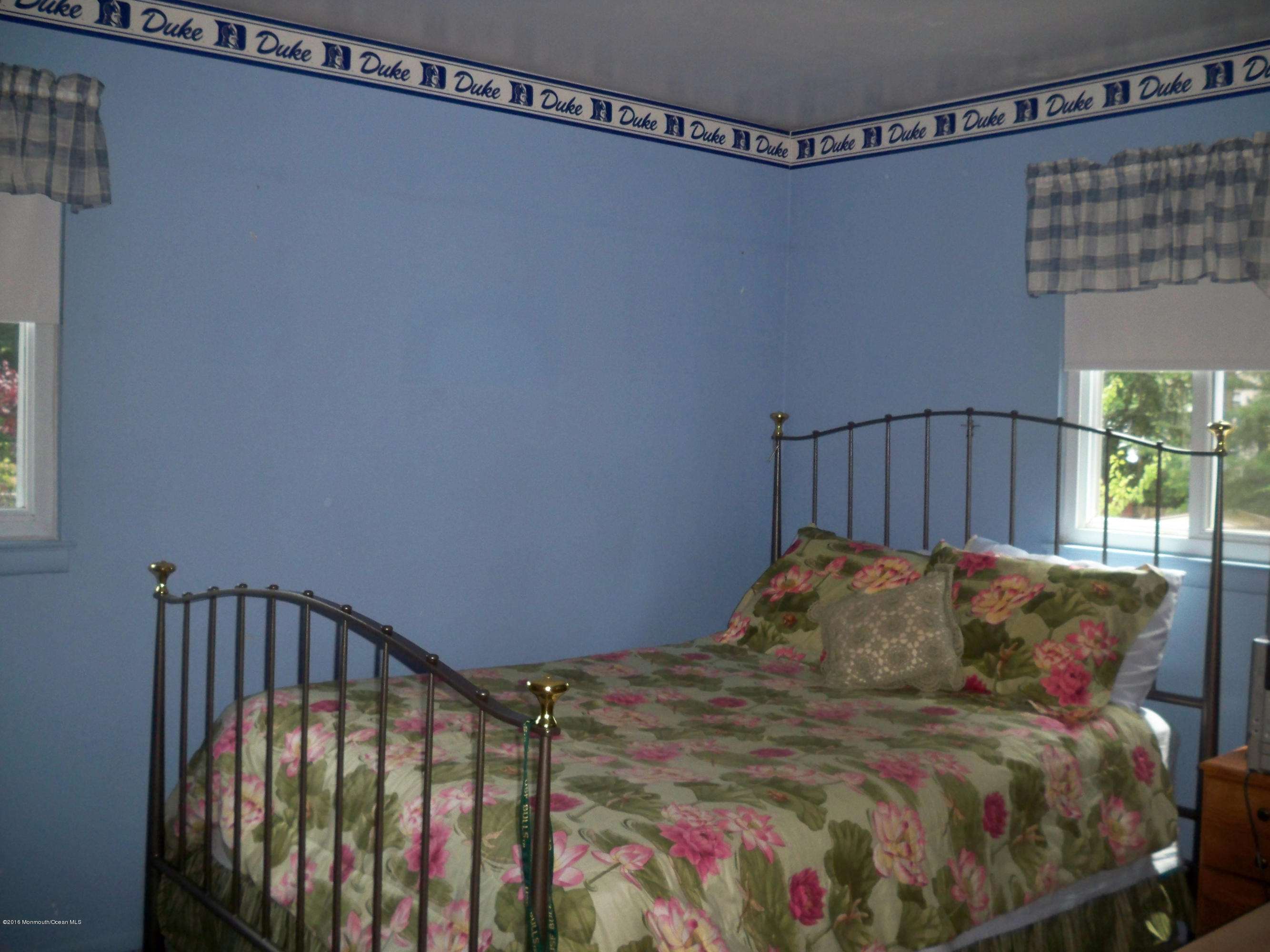 44 Darien Road Howell, NJ 07731 - Photo 10 of 17 100_2800