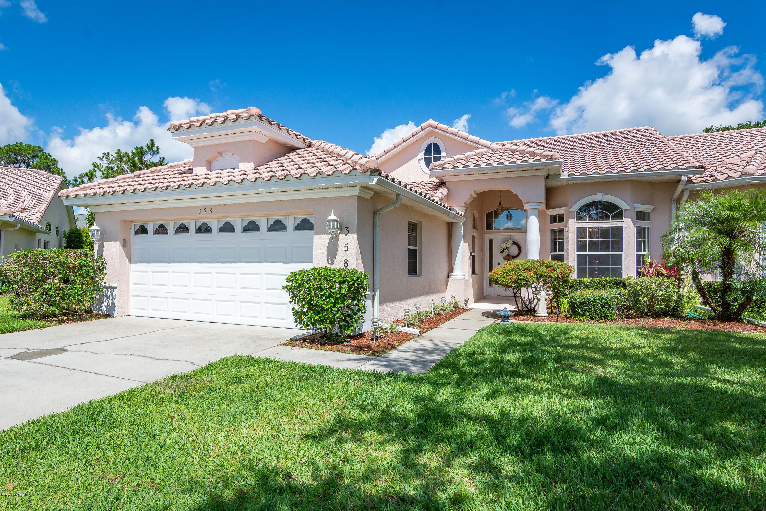 358 Renaissance Avenue Melbourne, FL 32940 - Photo 3 of 40 FRONT VIEW