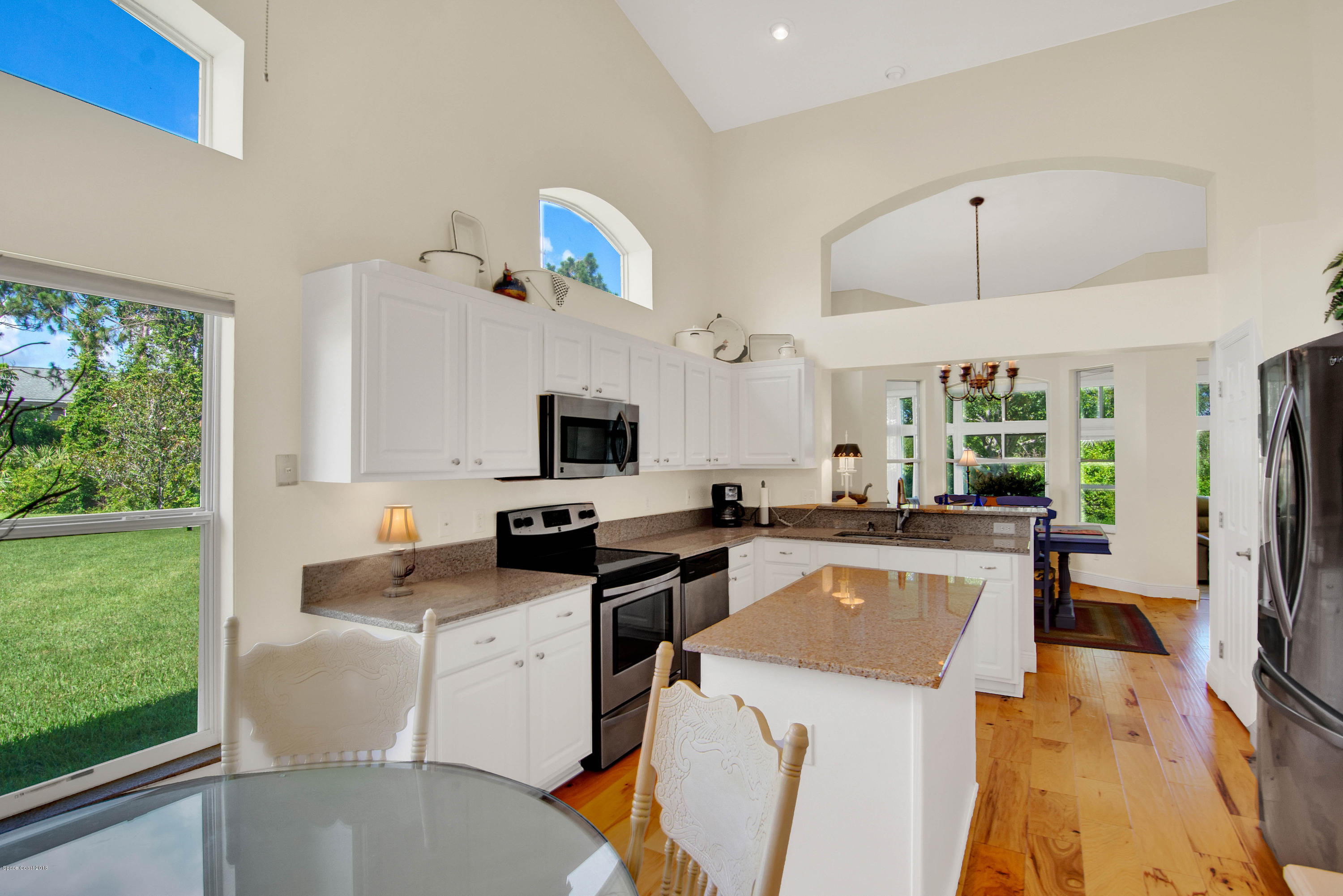 358 Renaissance Avenue Melbourne, FL 32940 - Photo 21 of 40 KITCHEN