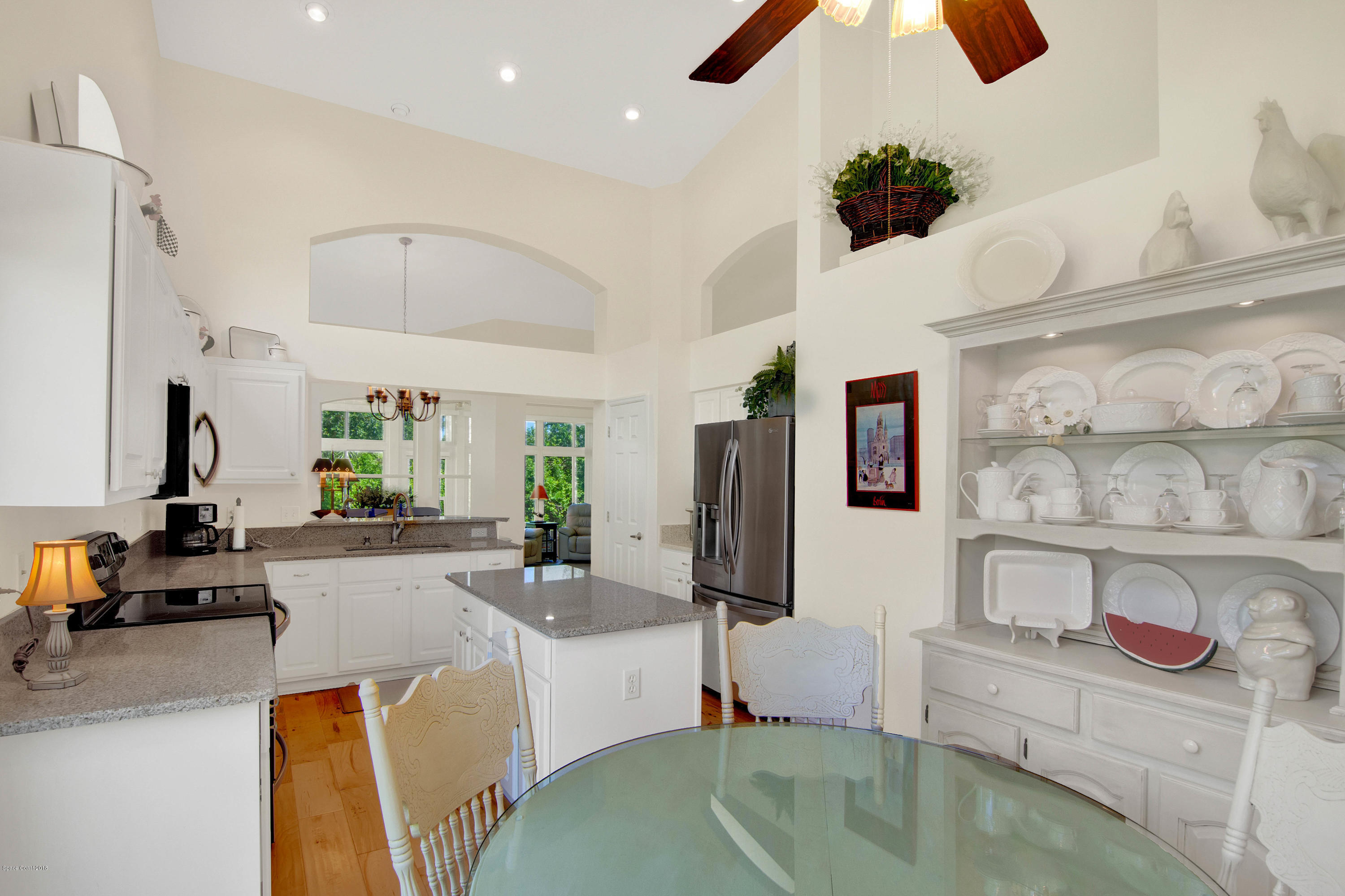 358 Renaissance Avenue Melbourne, FL 32940 - Photo 22 of 40 KITCHEN