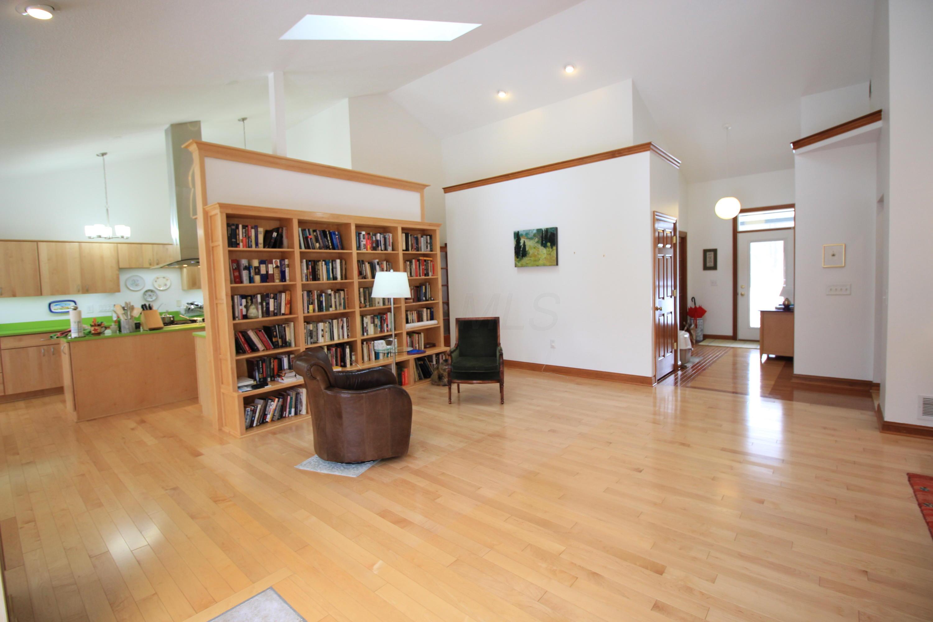 7680 Rodebaugh Road Reynoldsburg, OH 43068 - Photo 8 of 48 Gallery Image 8