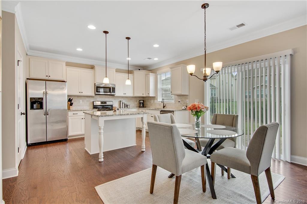 8321 Dallas Bay Road Charlotte, NC 28278 - Photo 5 of 25 Gallery Image 5
