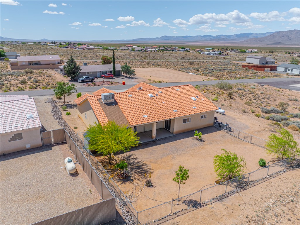 9332 Branded Road Kingman, AZ 86401 - Photo 40 of 44 an aerial view of a house with a ocean view