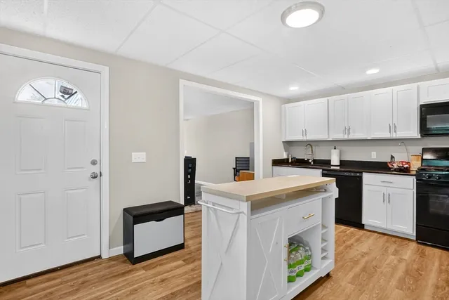 $1,850 | 140 Meadow Street, Unit RIGHT, Westfield, MA 01085