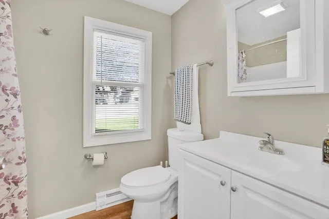 $1,850 | 140 Meadow Street, Unit RIGHT, Westfield, MA 01085