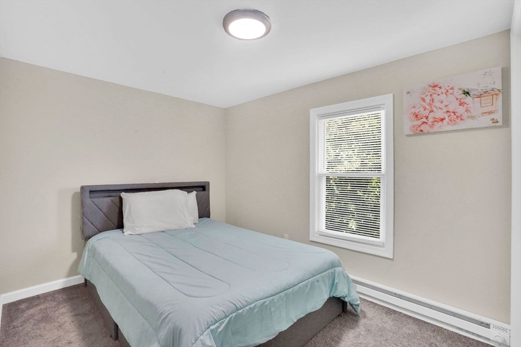 140 Meadow Street, Unit RIGHT Westfield, MA 01085 - Photo 21 of 28