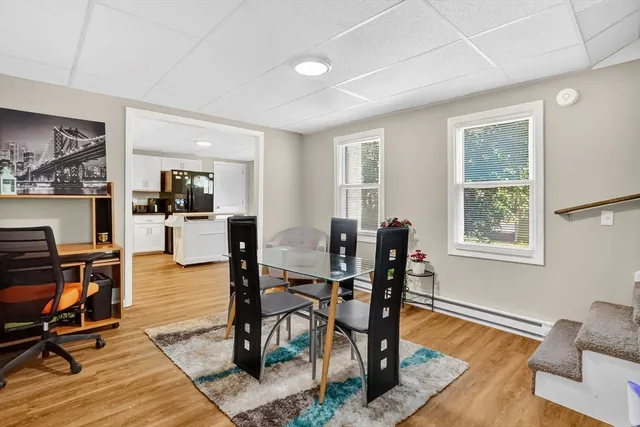 $1,850 | 140 Meadow Street, Unit RIGHT, Westfield, MA 01085