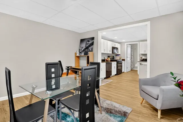 $1,850 | 140 Meadow Street, Unit RIGHT, Westfield, MA 01085