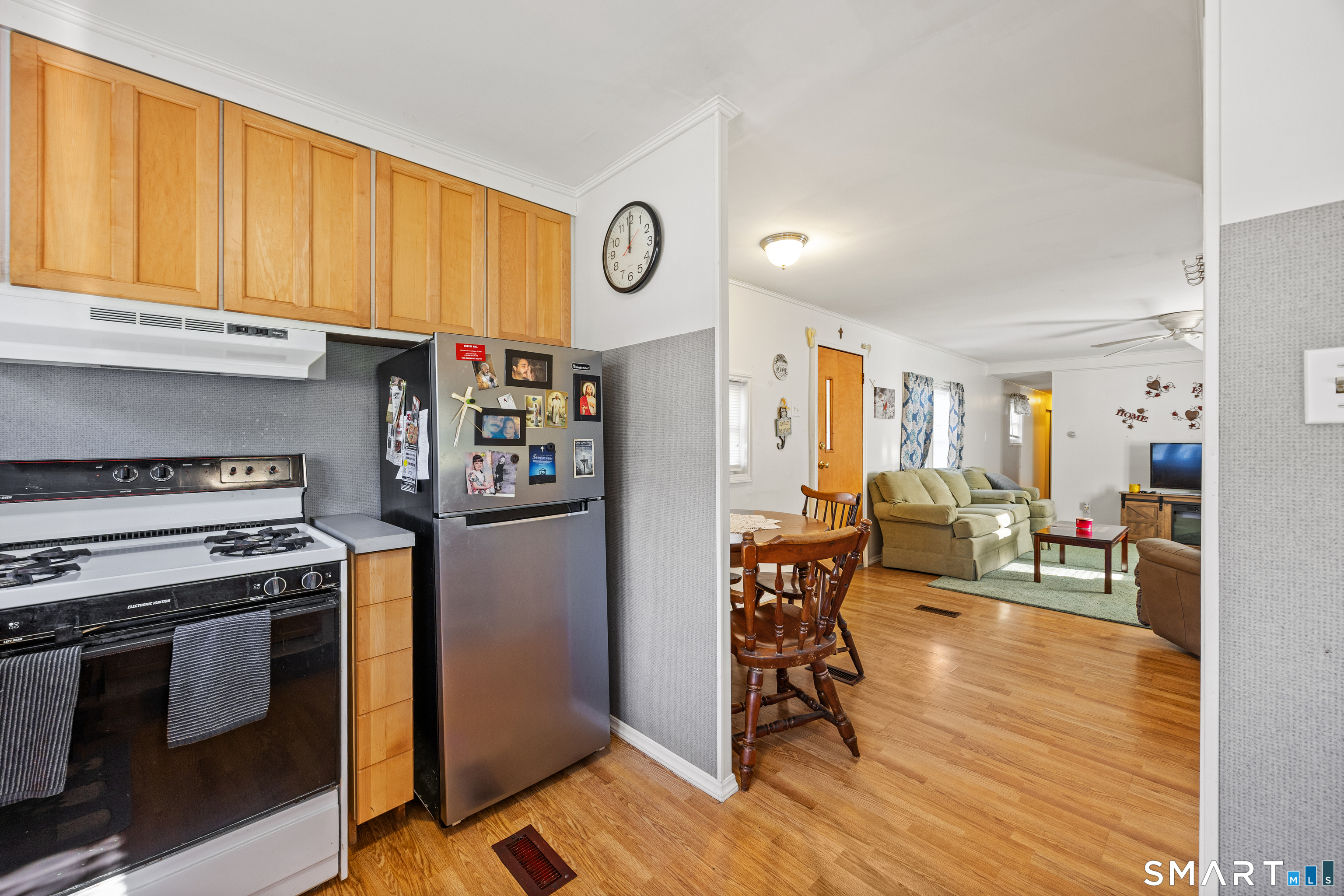 7 Cedar Grove Road Southington, CT 06489 - Photo 5 of 24 Gallery Image 5